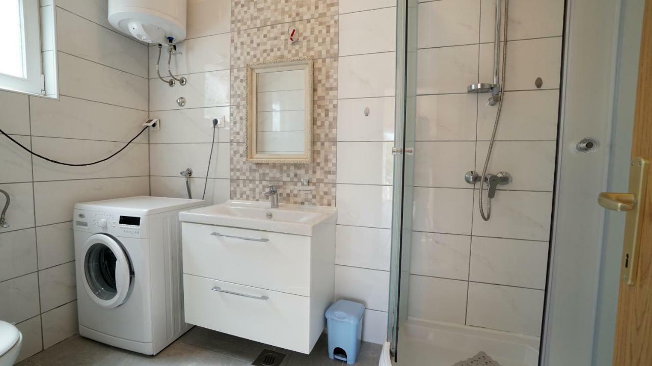 Apartment Ana Vinjerac Dış mekan fotoğraf